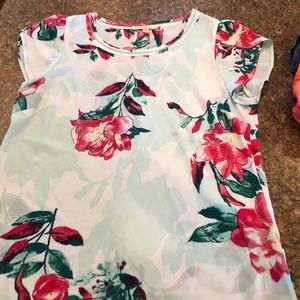 Skies Are Blue Tulip Sleeve Blouse